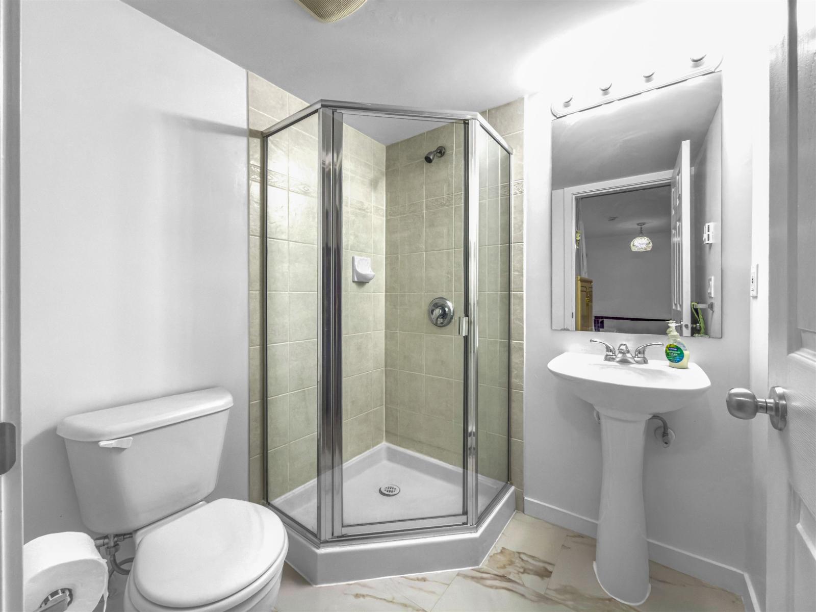 301 12083 92A AVENUE, Surrey