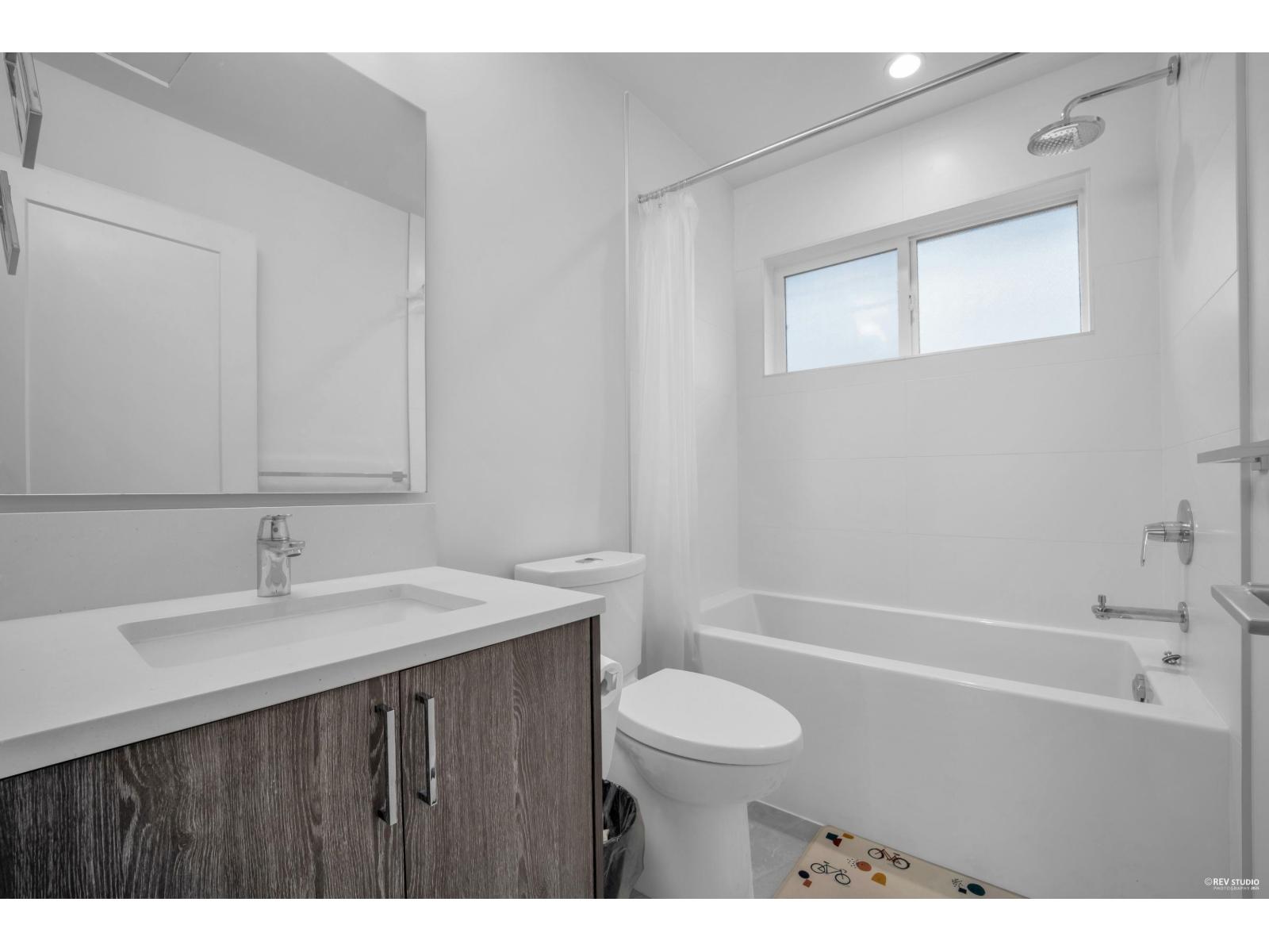 103 9688 162A STREET, Surrey