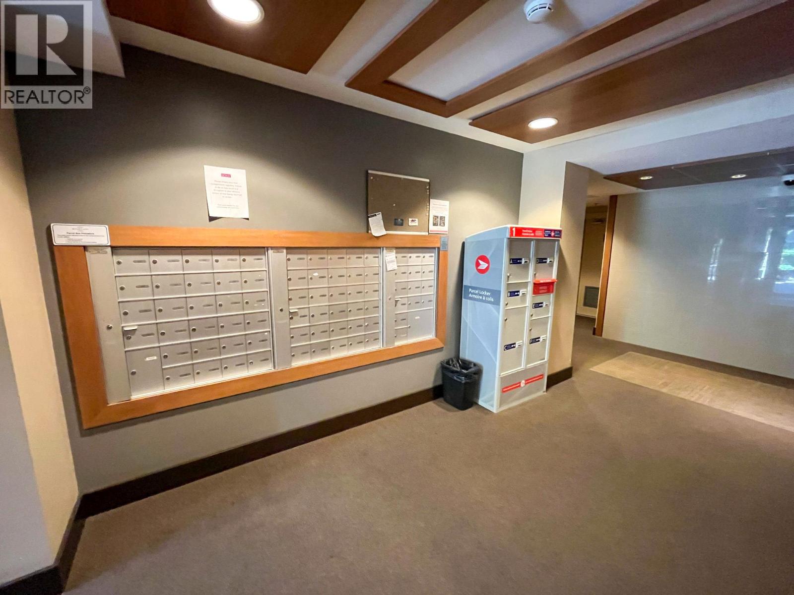 112 1089 Sunset Drive, Kelowna