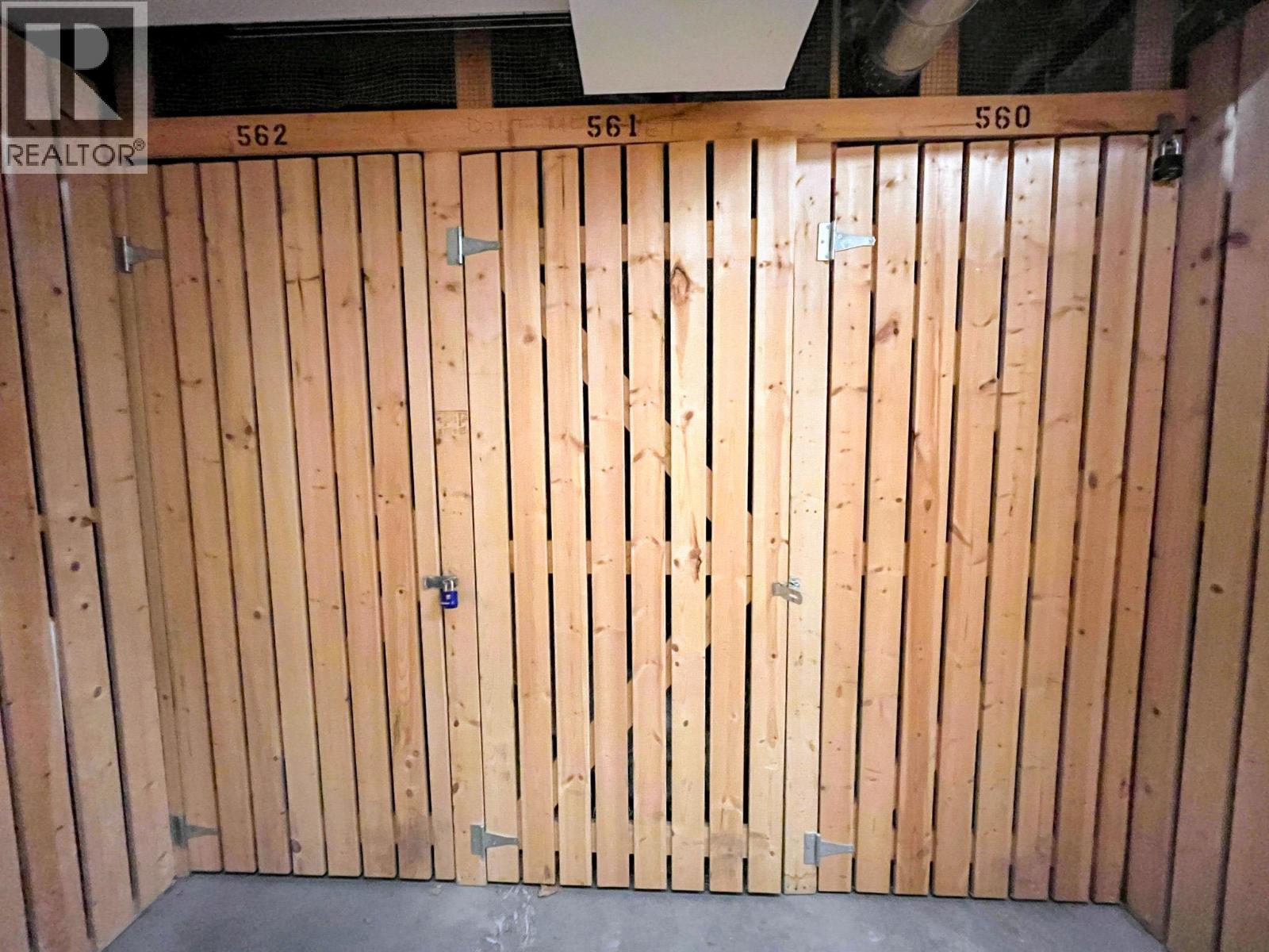 112 1089 Sunset Drive, Kelowna