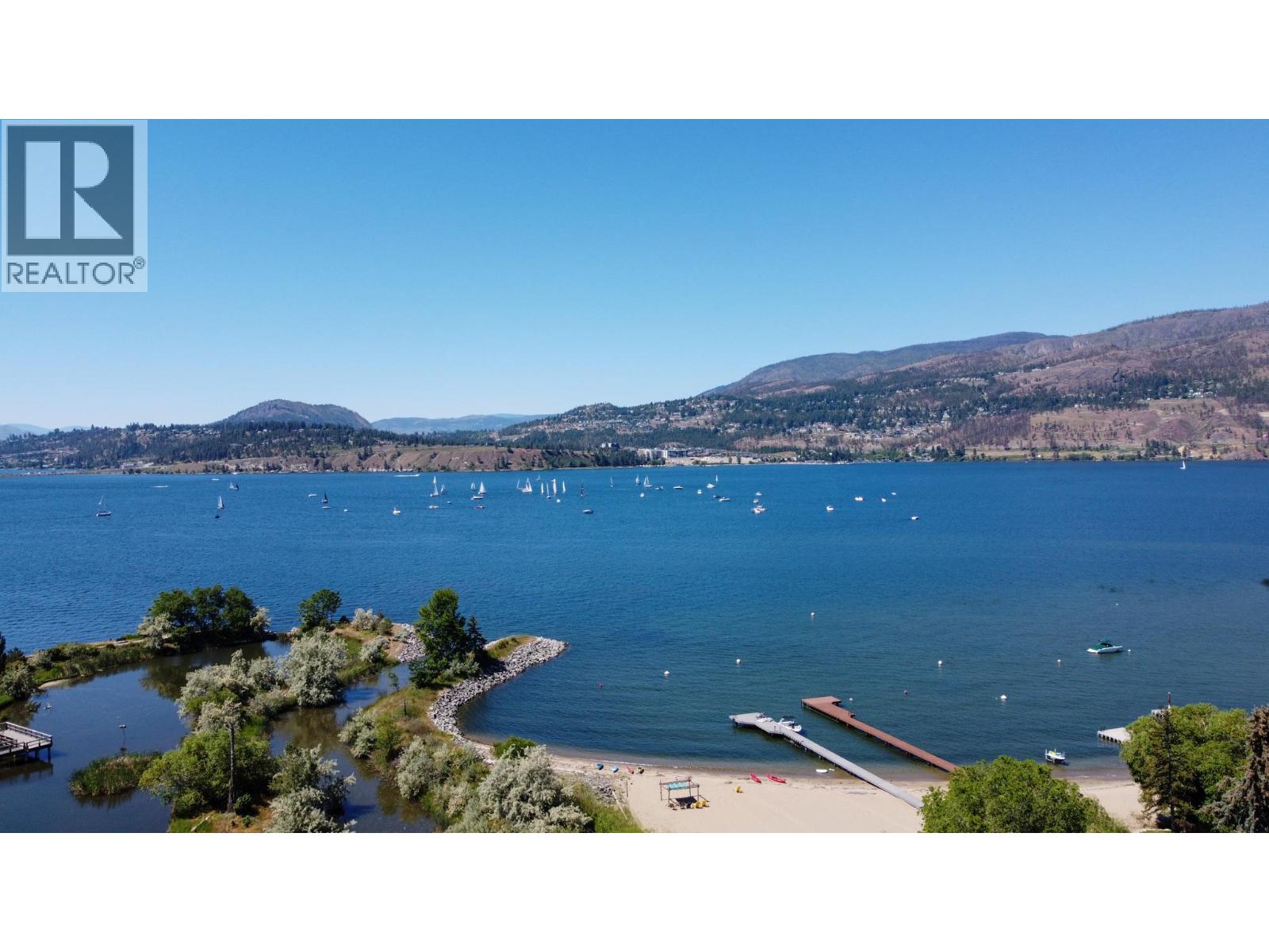 112 1089 Sunset Drive, Kelowna