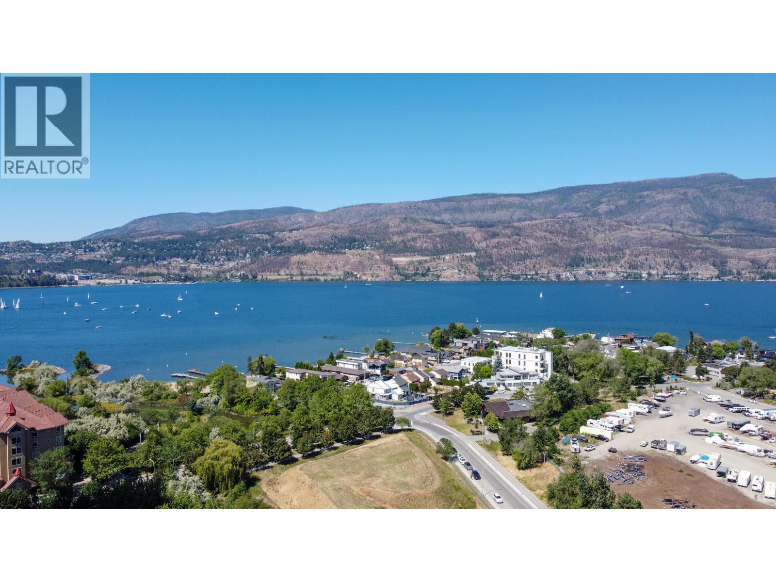 112 1089 Sunset Drive, Kelowna