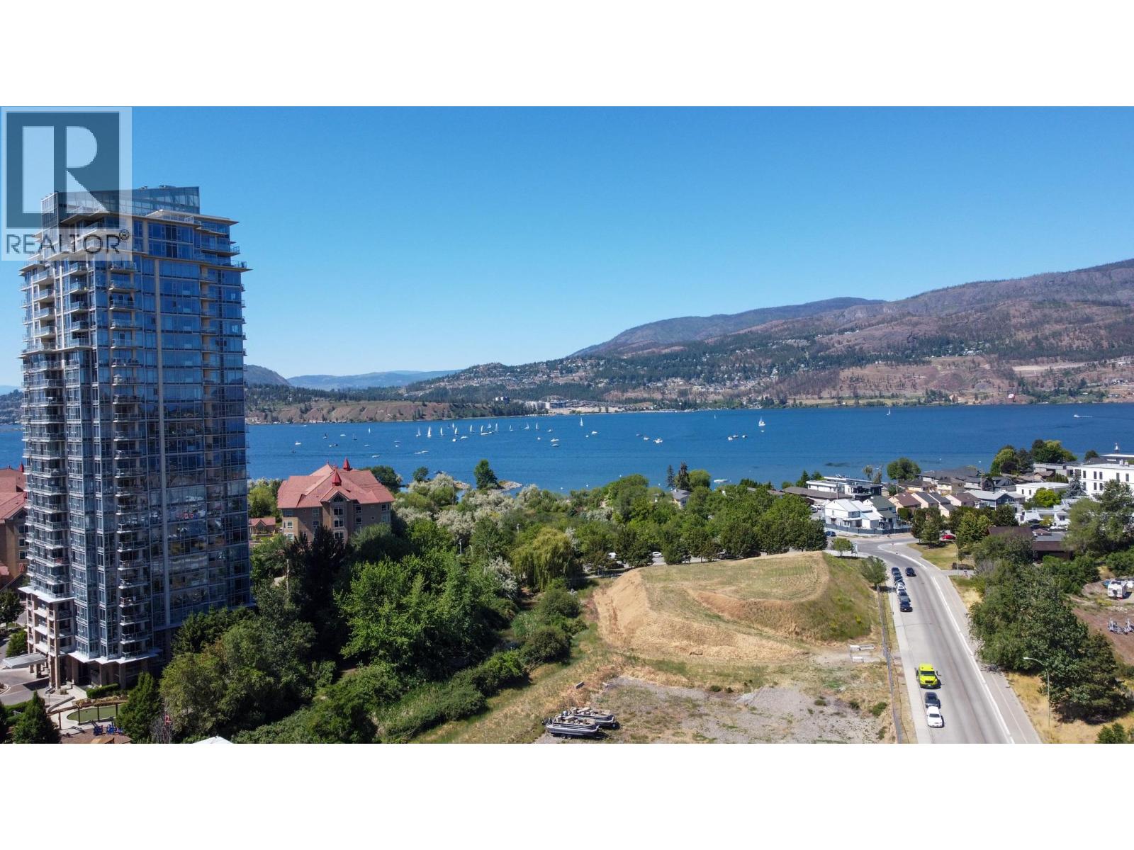 112 1089 Sunset Drive, Kelowna