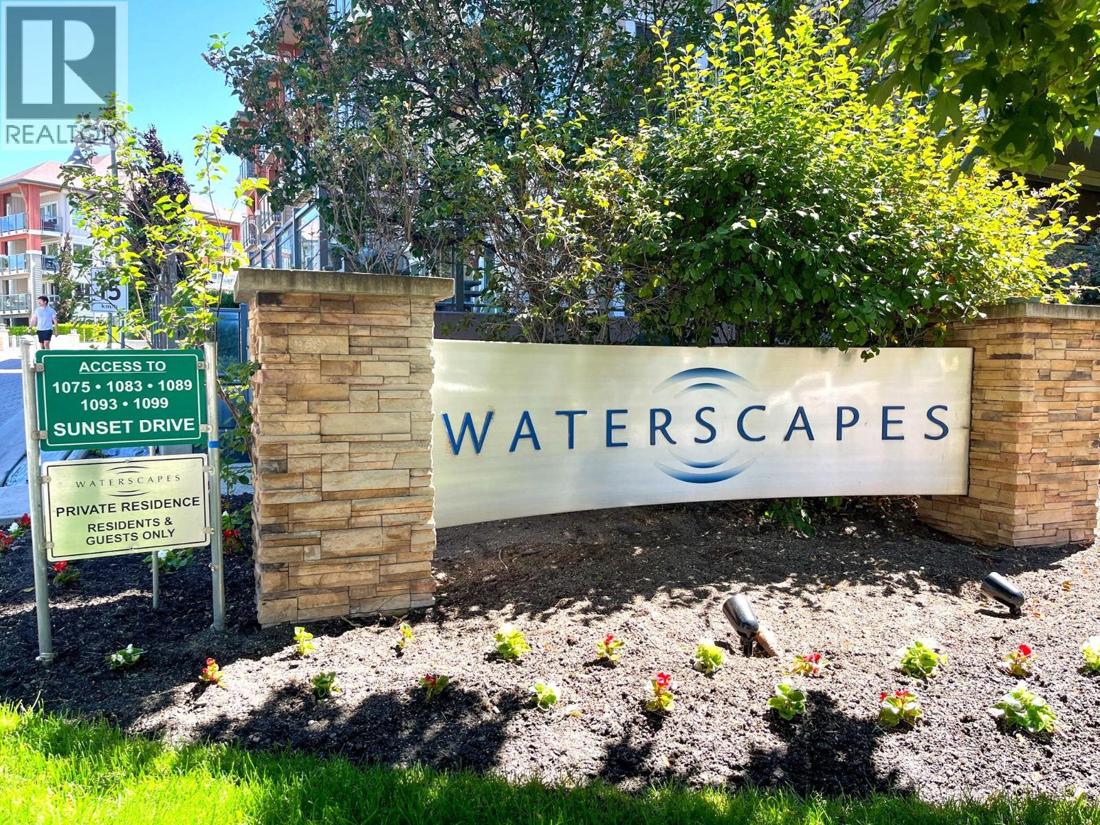 112 1089 Sunset Drive, Kelowna