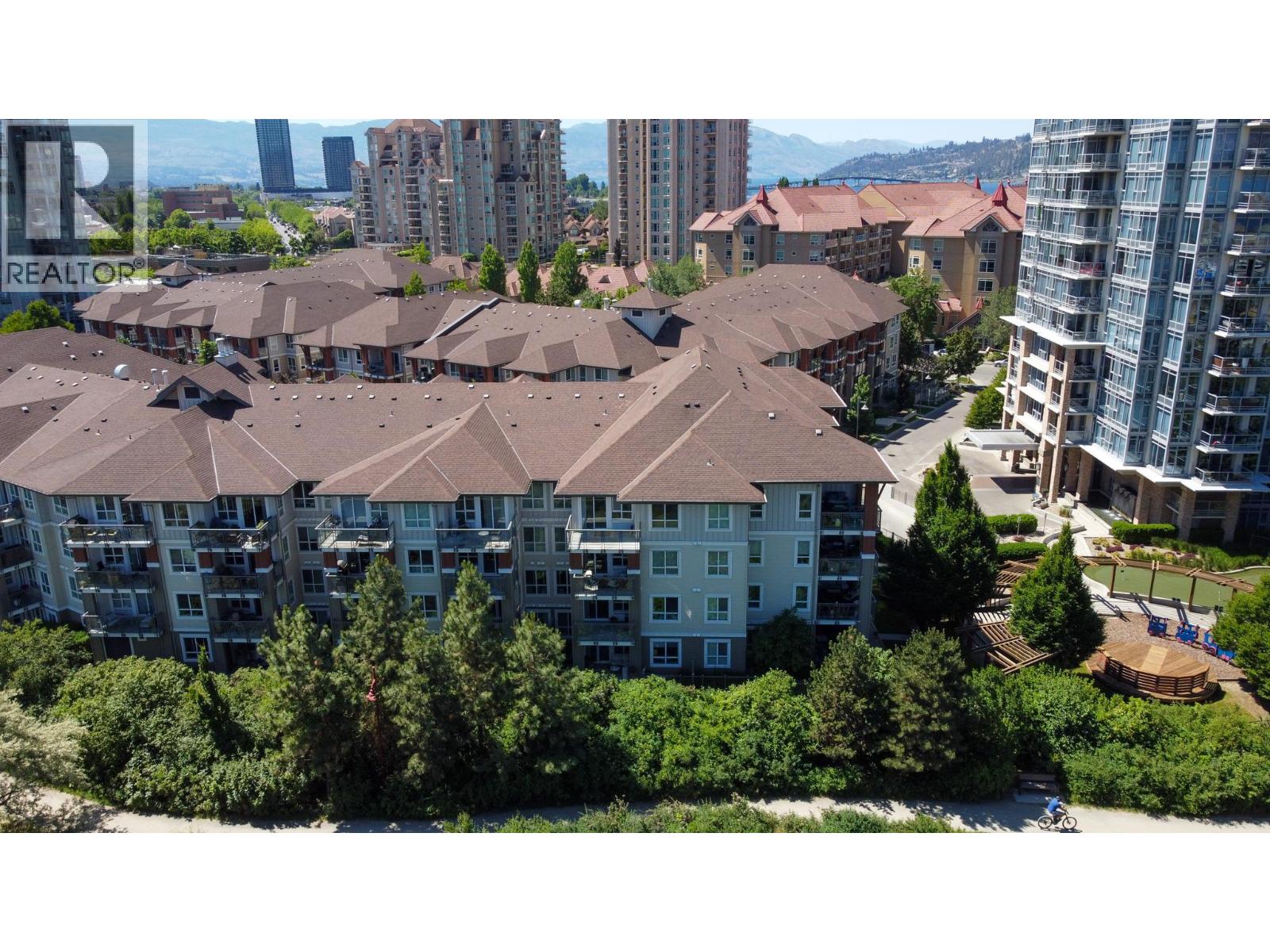 112 1089 Sunset Drive, Kelowna