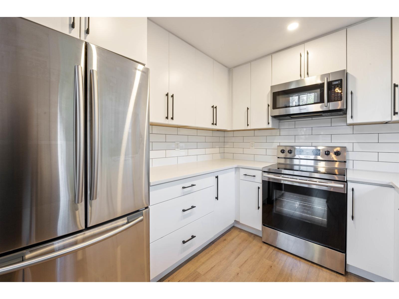 20492 43 AVENUE, Langley