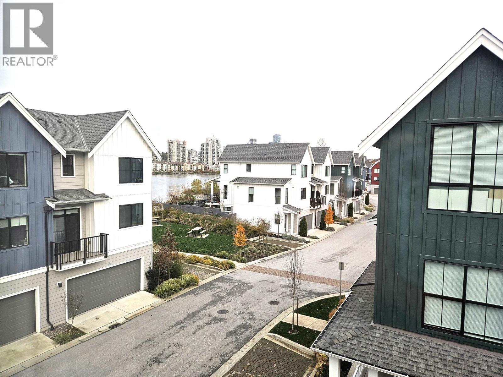 139 488 FURNESS STREET, New Westminster