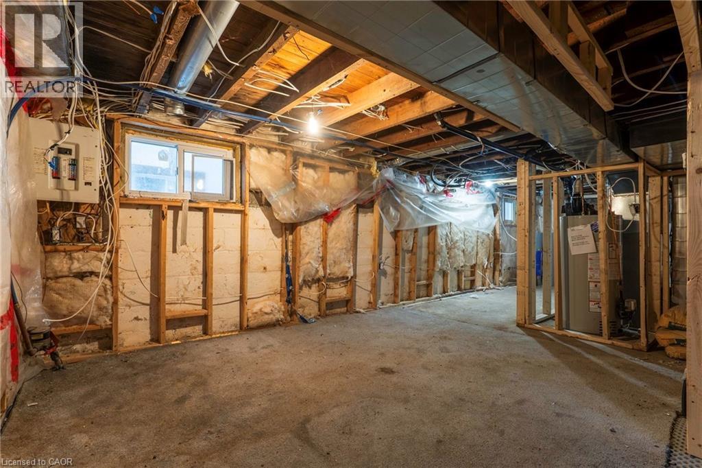 218 EAST 8TH Street, Hamilton, Ontario