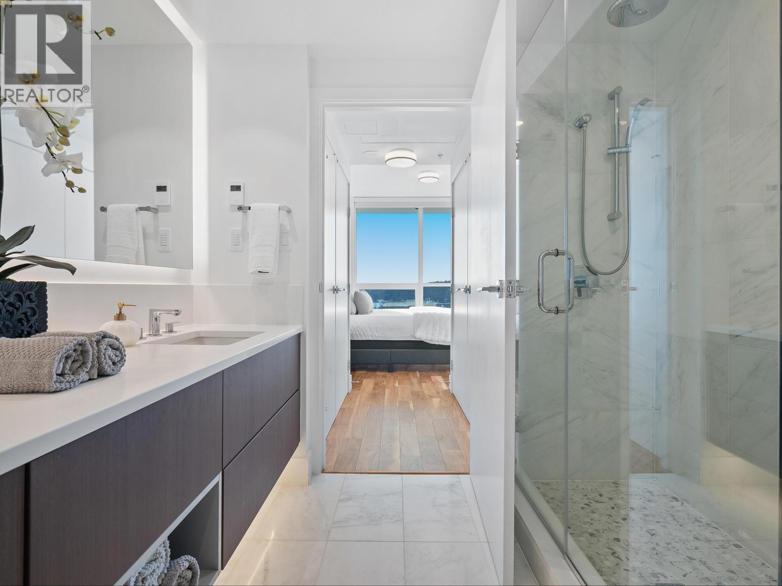 2004 1632 LIONS GATE LANE, North Vancouver