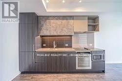 1000 Portage Unit 3101 photo 2