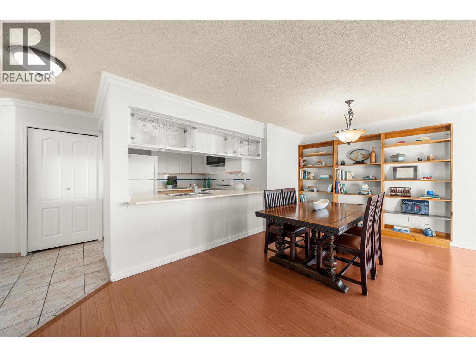 1604 1135 QUAYSIDE DRIVE, New Westminster