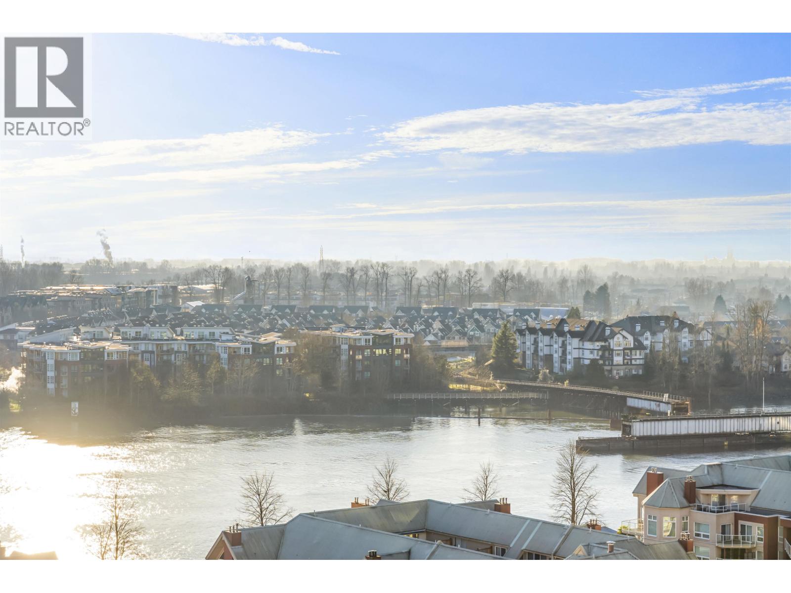 1604 1135 QUAYSIDE DRIVE, New Westminster