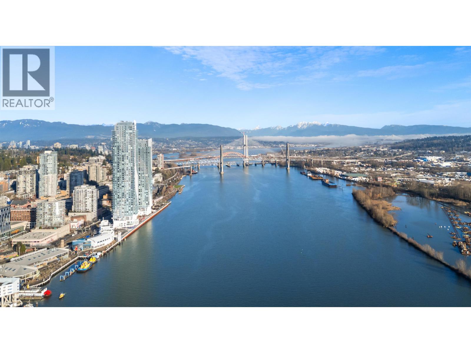 1604 1135 QUAYSIDE DRIVE, New Westminster