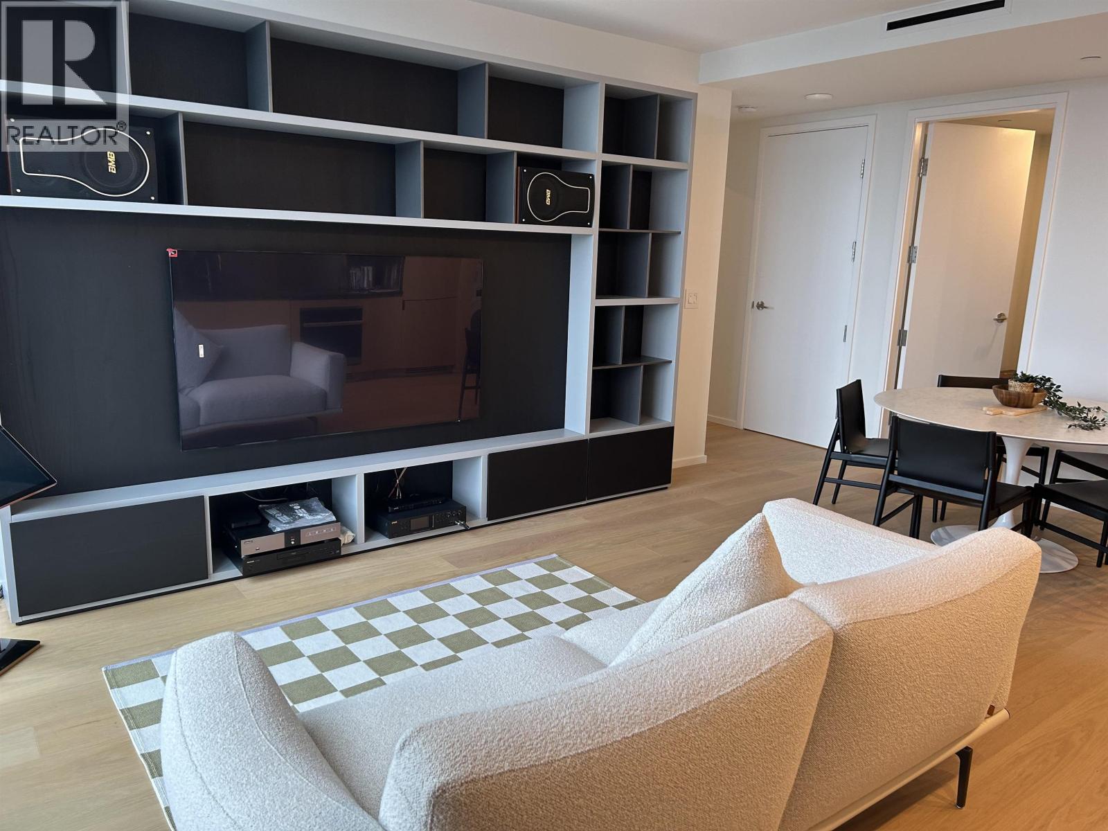 2205 1568 ALBERNI STREET, Vancouver