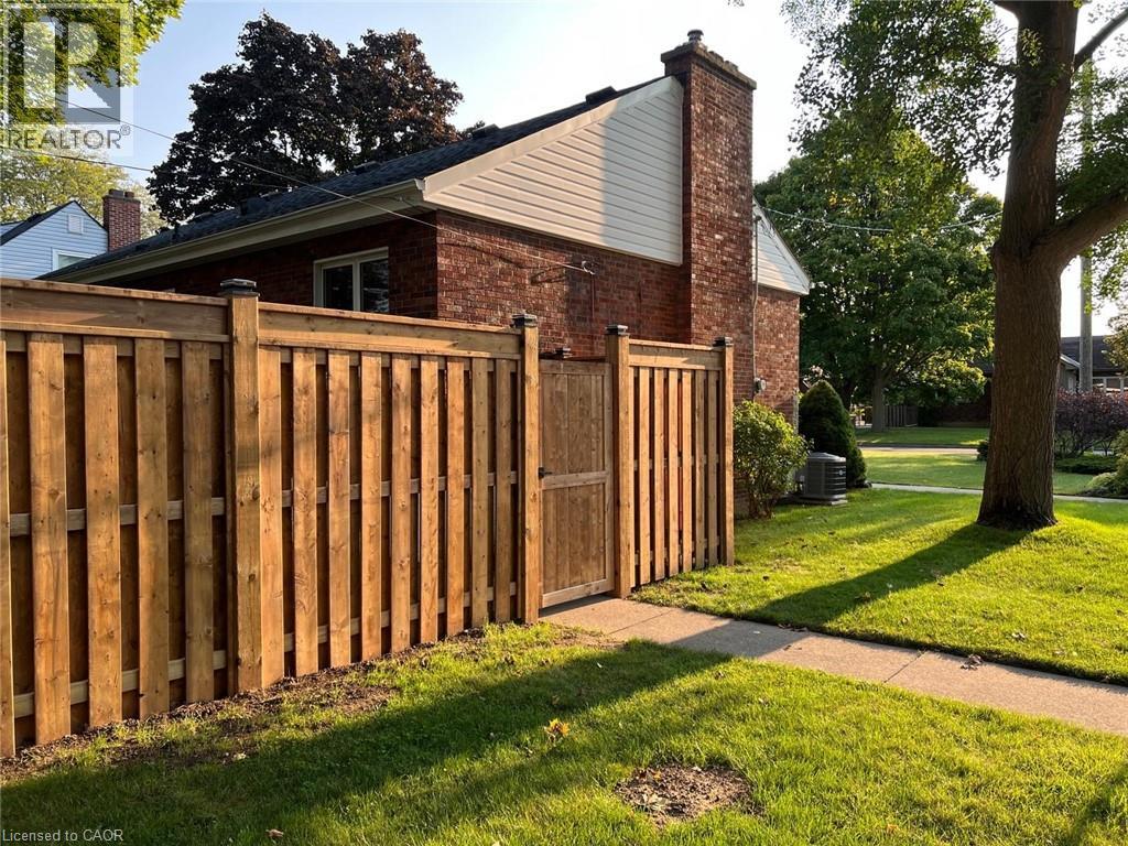 1 BRYANT Court - 31