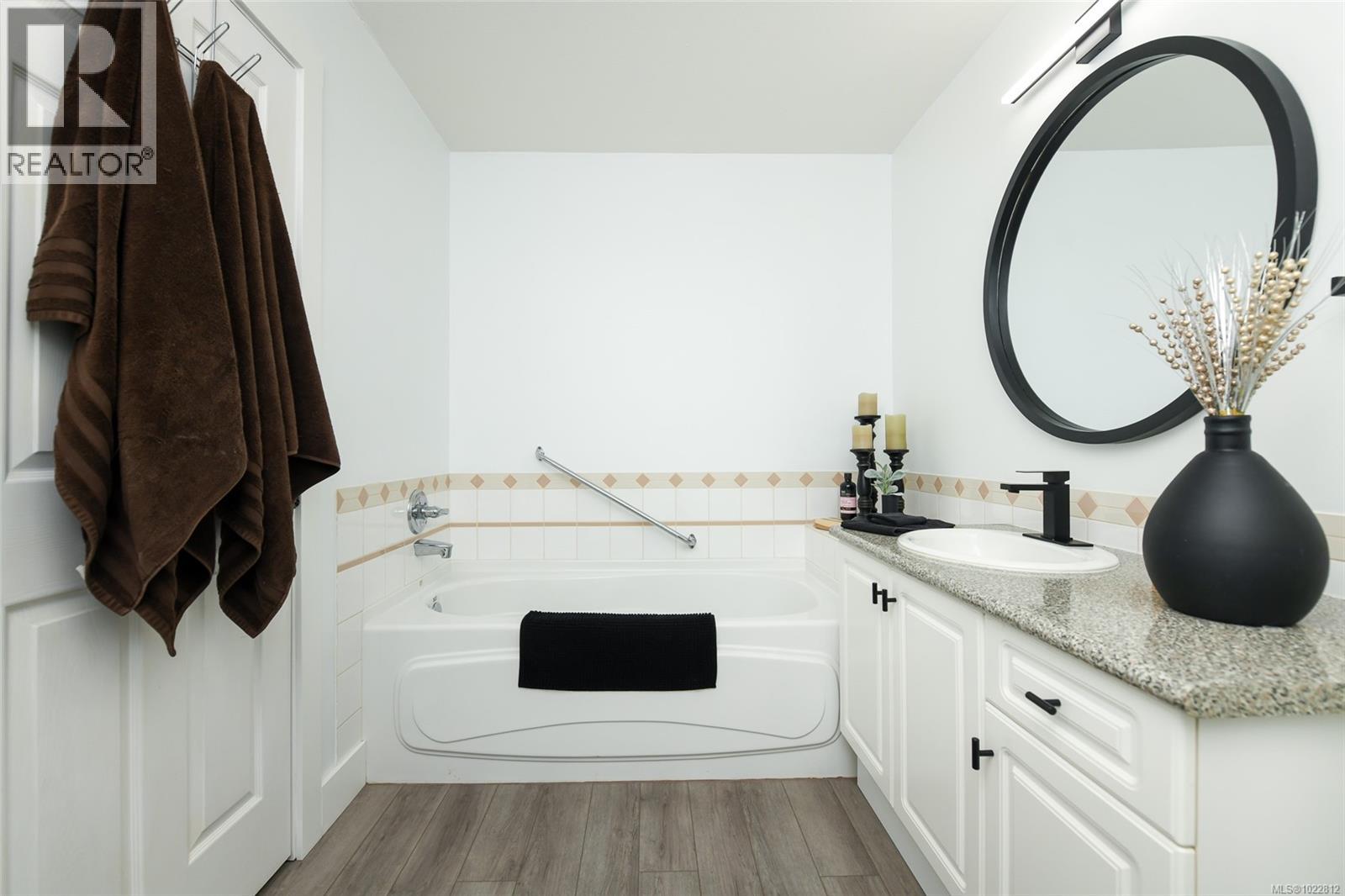 45 2010 20TH St, Courtenay