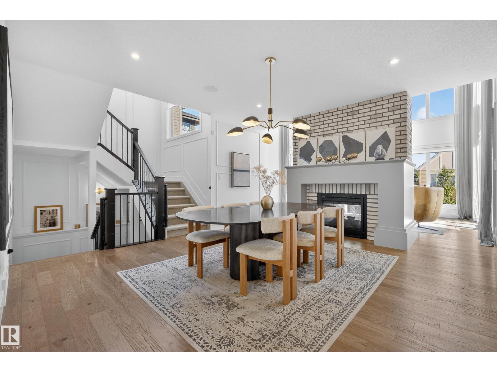 7 JUBILATION DR, St. Albert