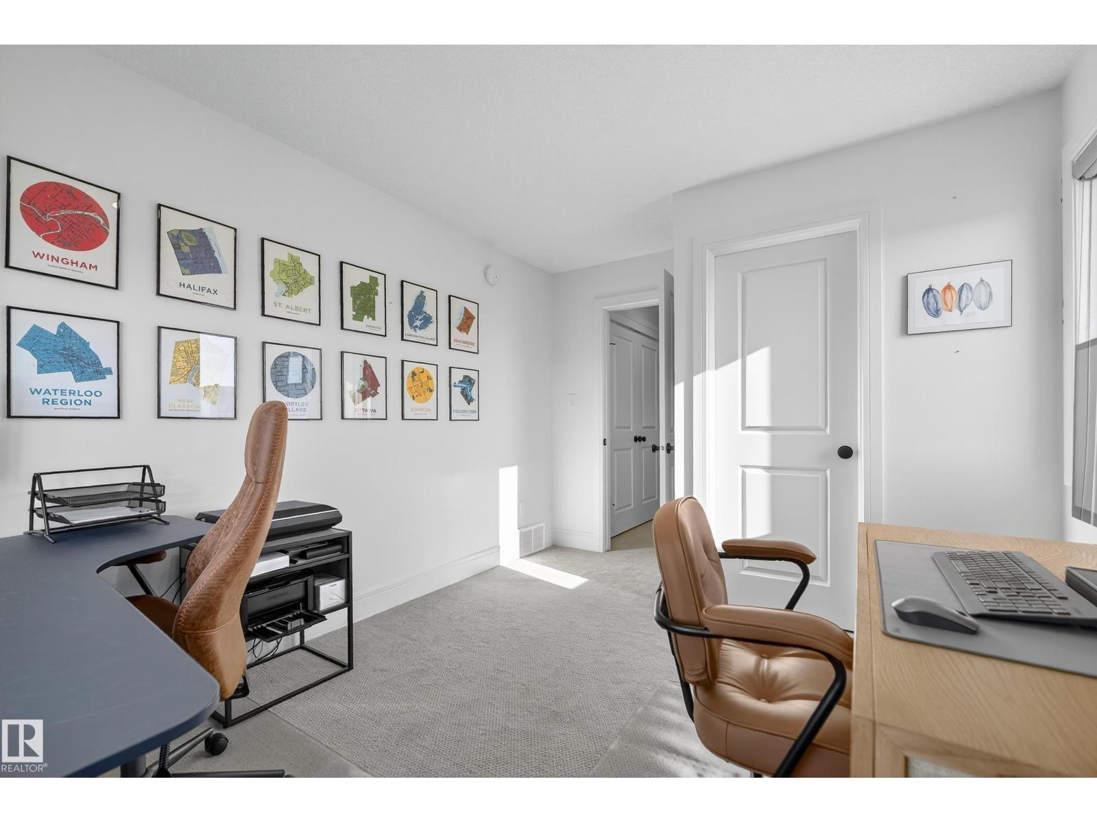 7 JUBILATION DR, St. Albert