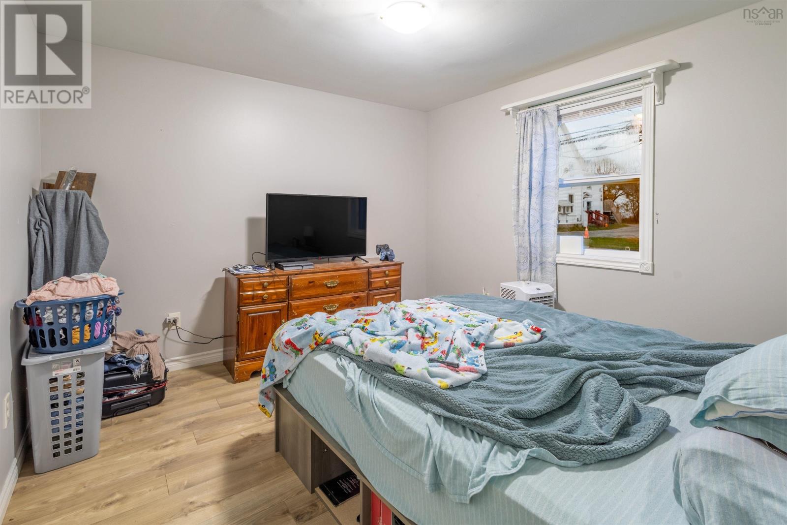 Property 23 of 41 of 253 Lingan Road