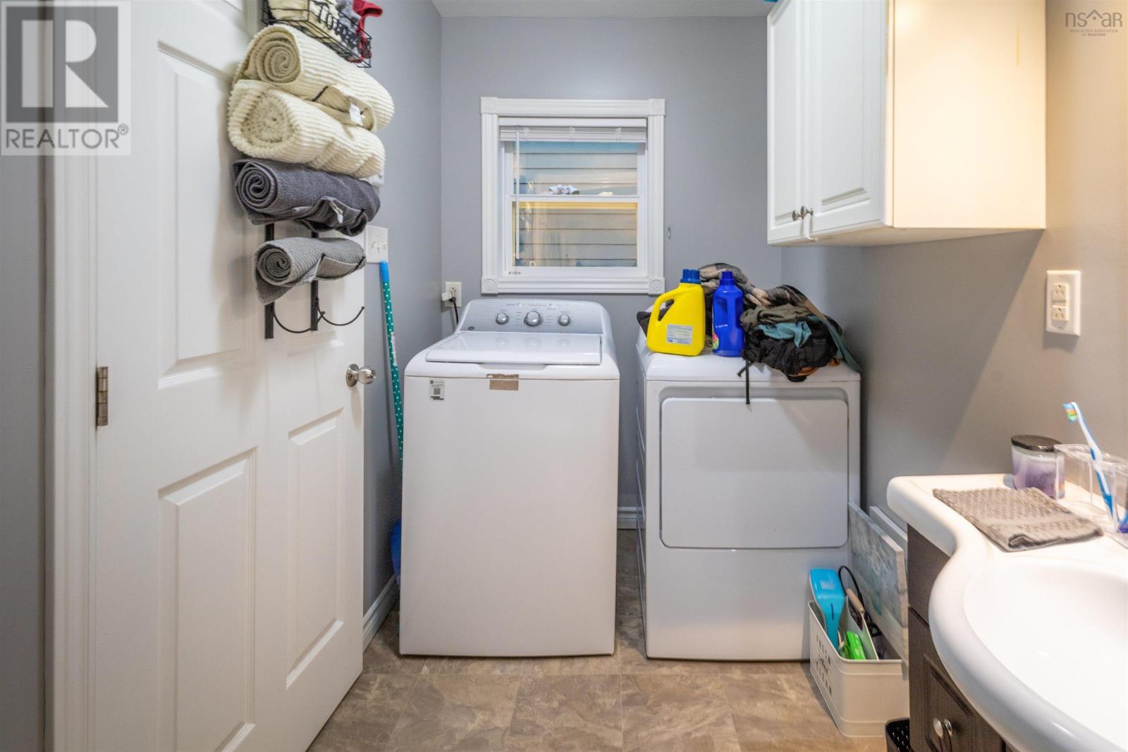 Property 21 of 41 of 253 Lingan Road