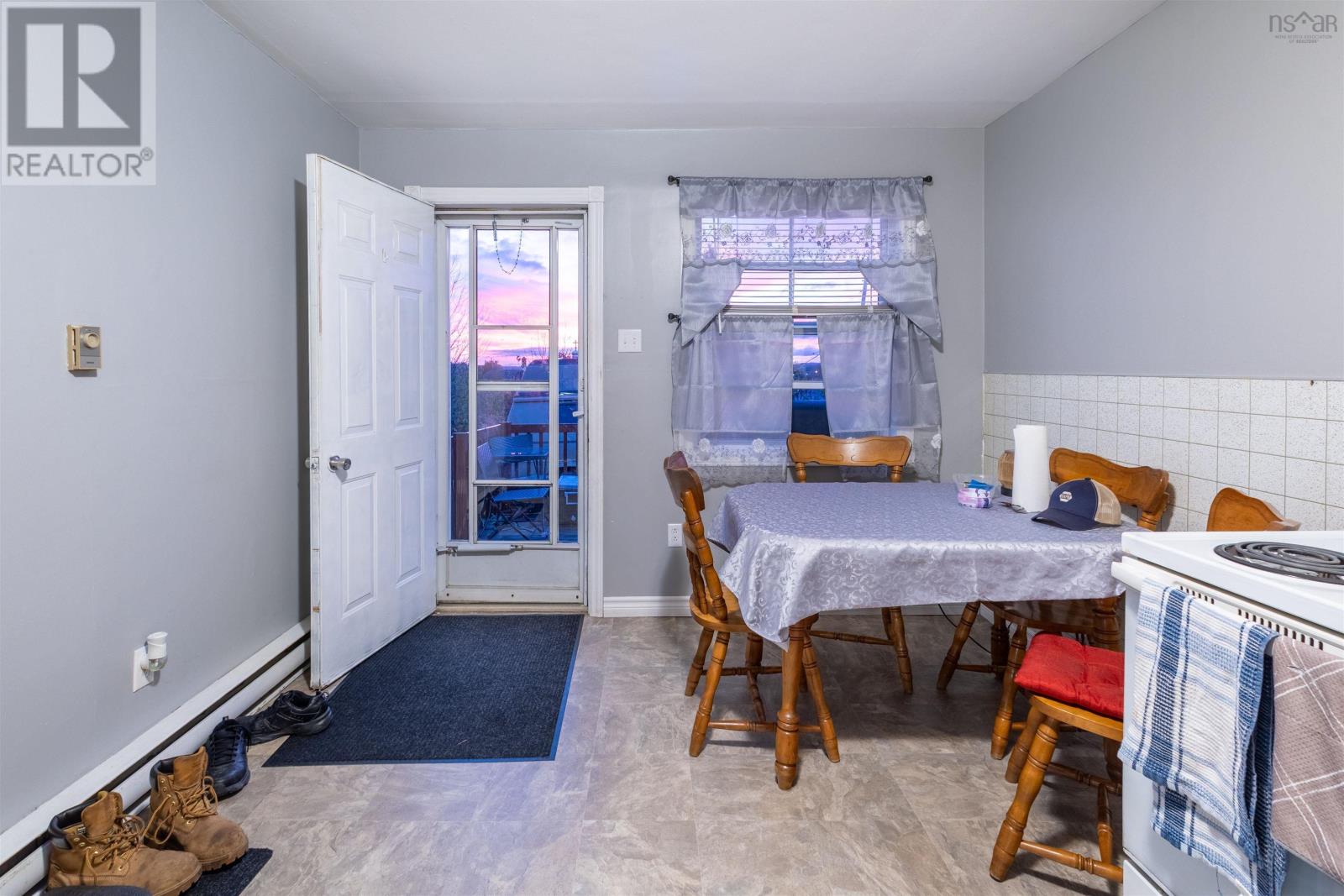 Property 27 of 41 of 253 Lingan Road