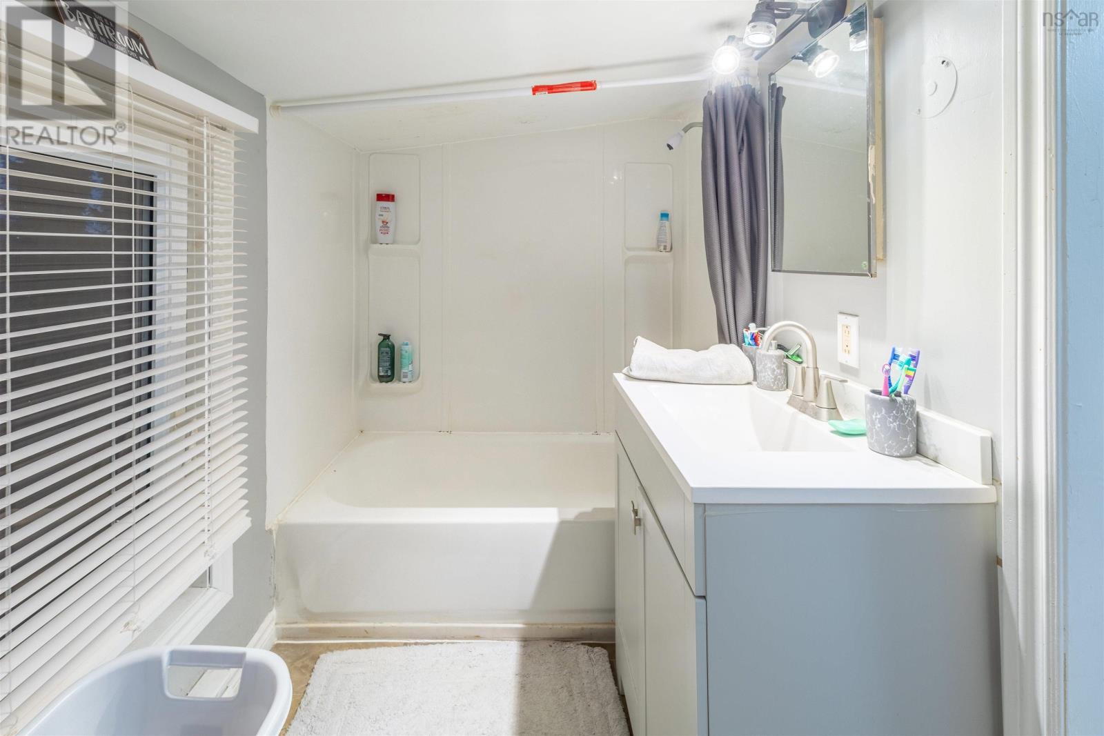 Property 35 of 41 of 253 Lingan Road