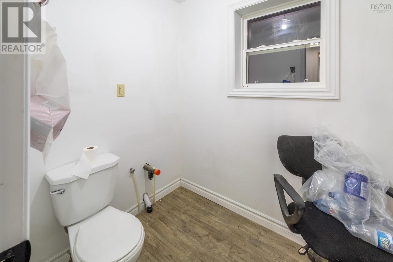 Property 41 of 41 of 253 Lingan Road