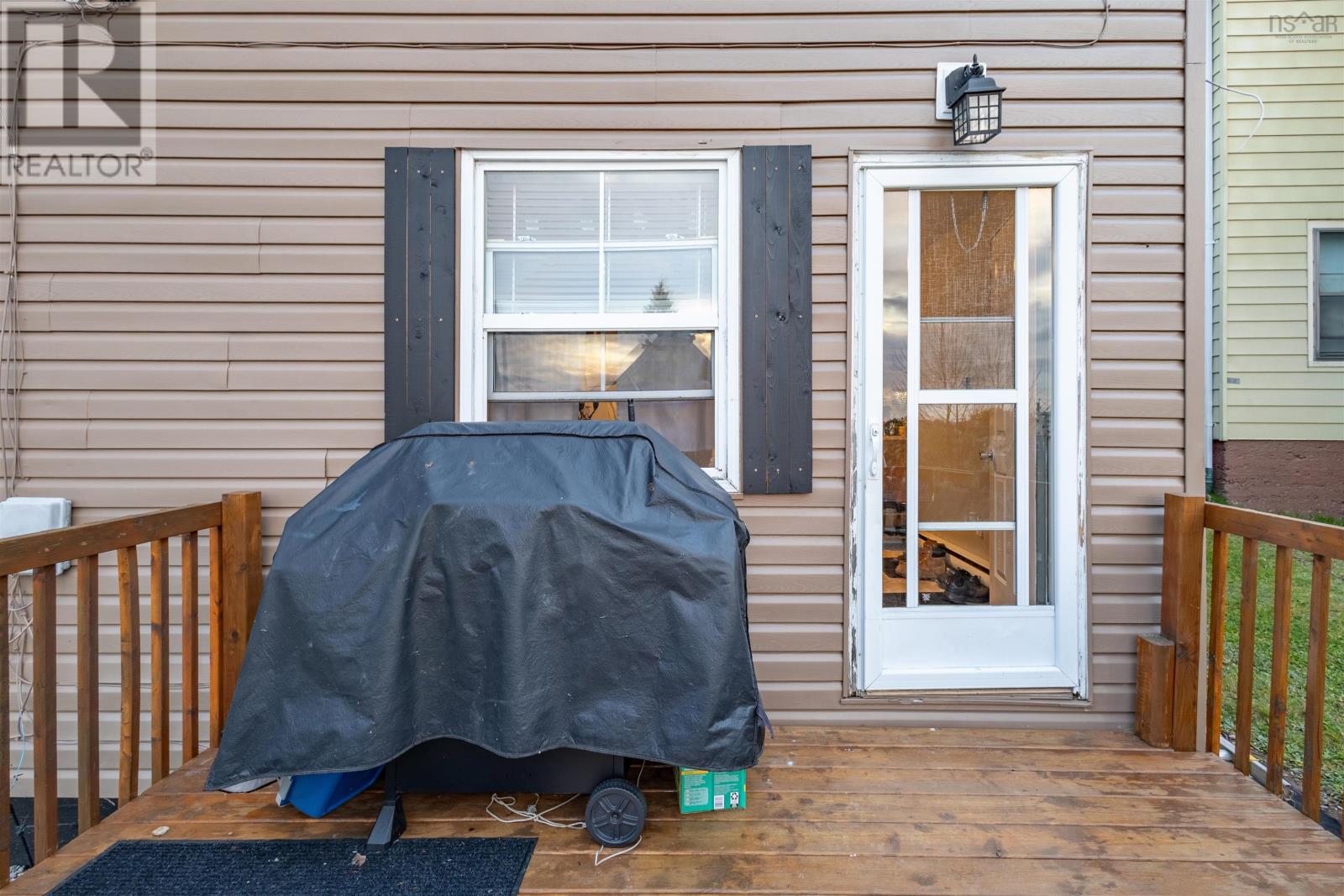 Property 9 of 41 of 253 Lingan Road