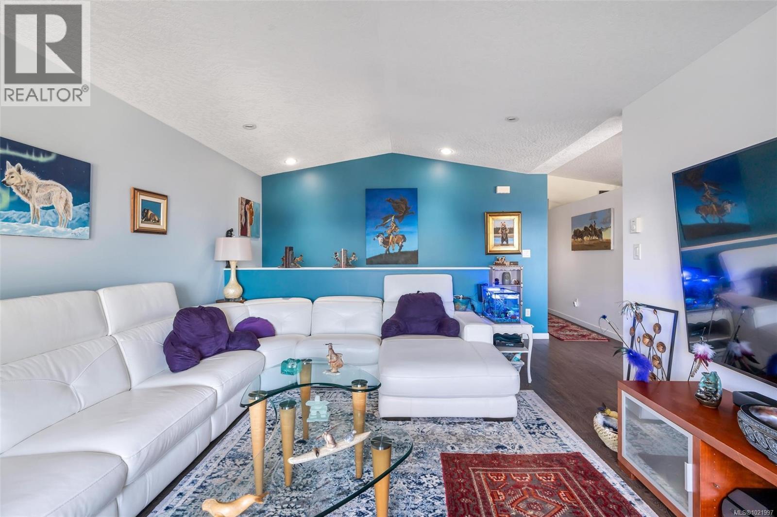 1 2740 Stautw Rd, Central Saanich