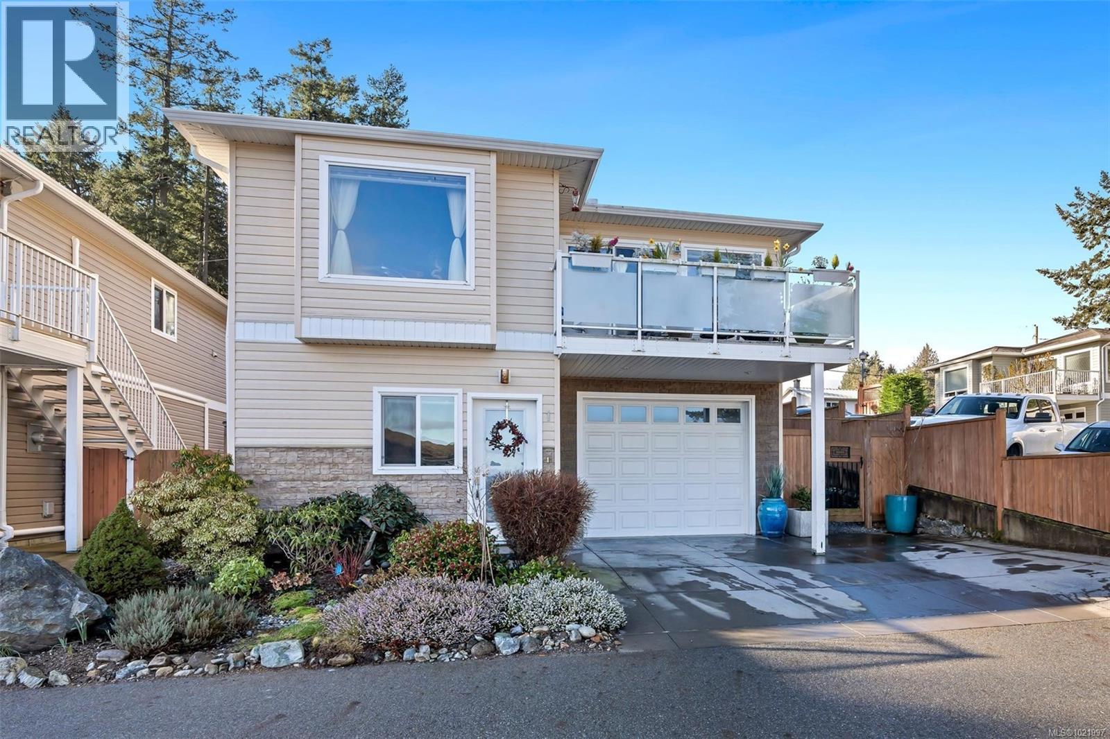 1 2740 Stautw Rd, Central Saanich