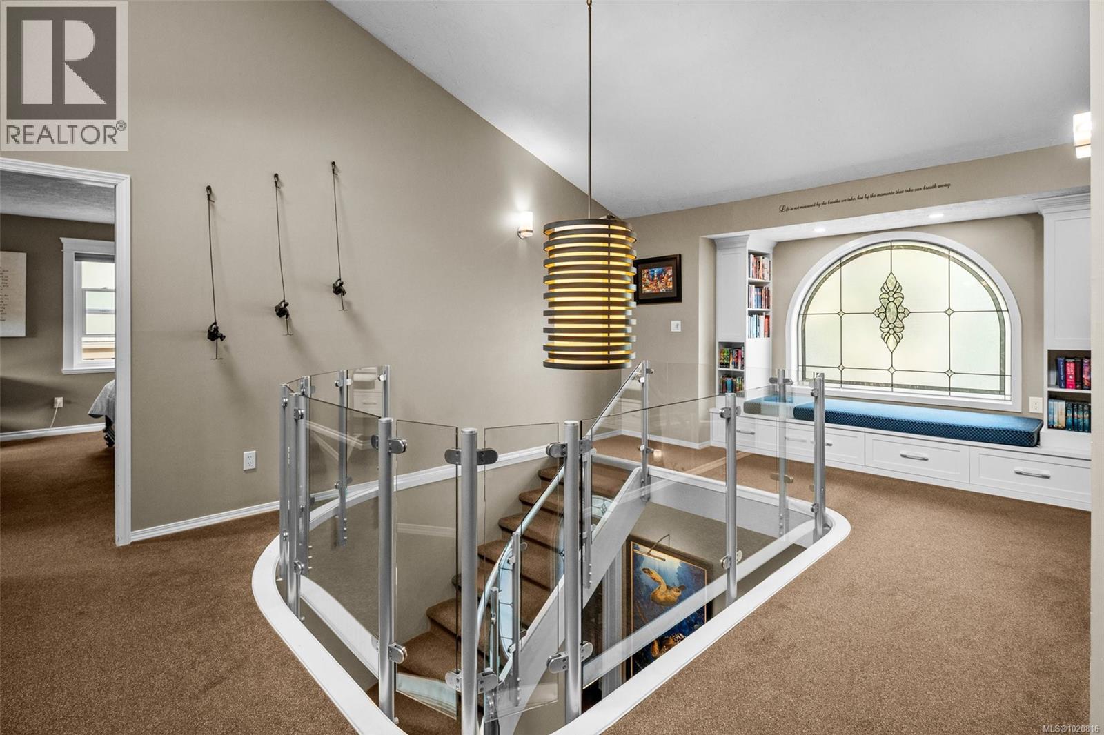 2013 Ferndale Rd, Saanich