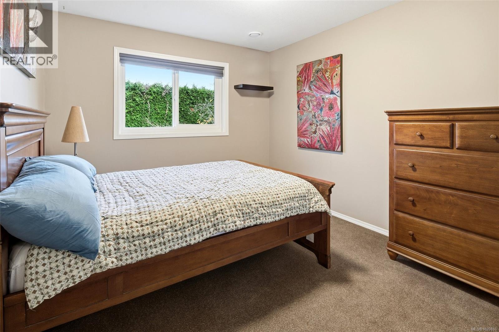 2013 Ferndale Rd, Saanich