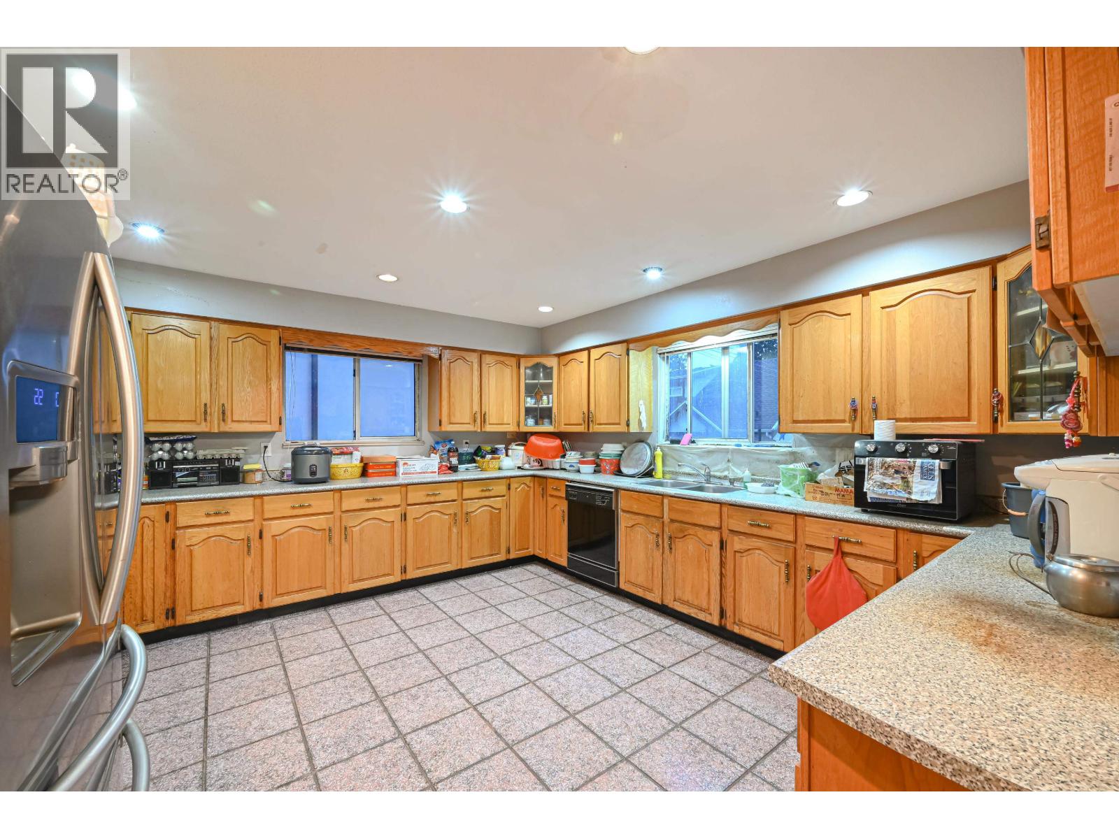 6889 KERR STREET, Vancouver