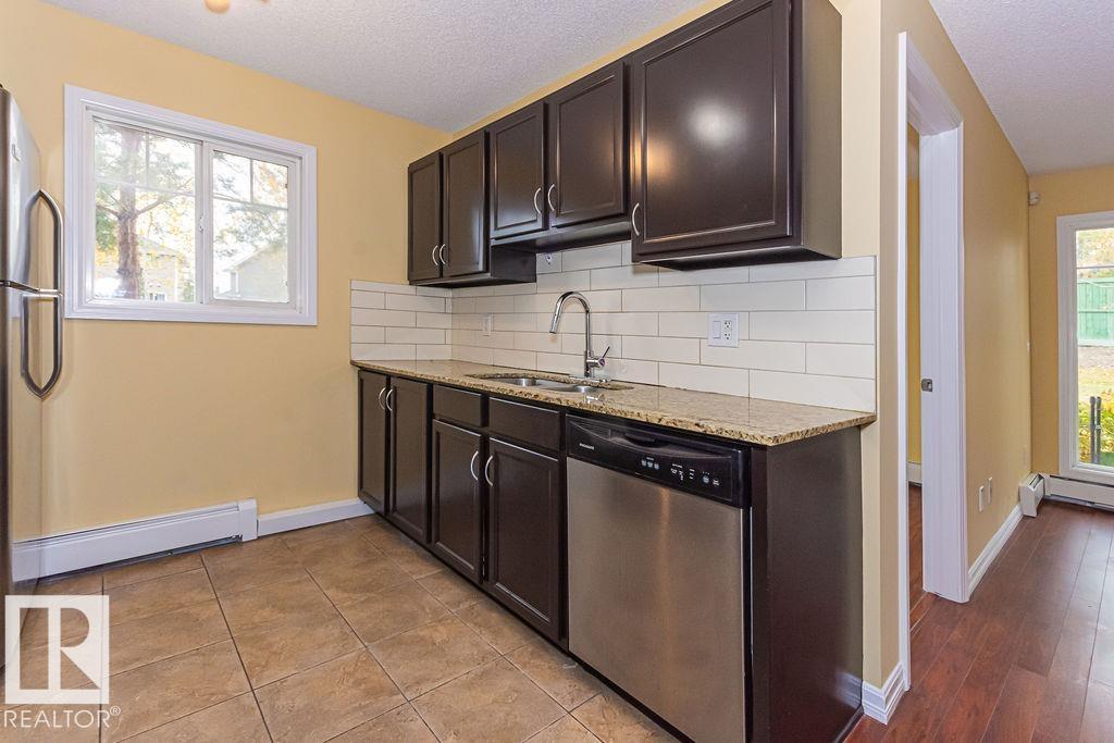 #105 271 CHARLOTTE WY, Sherwood Park