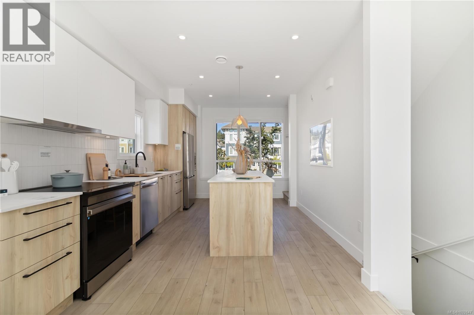 73 368 Tradewinds Ave, Colwood