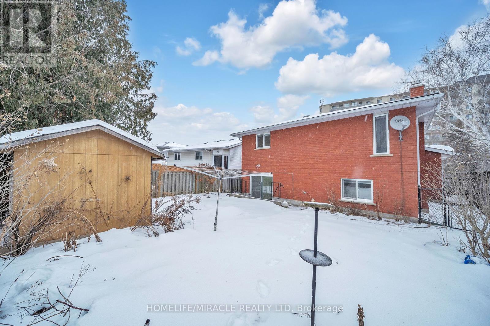 261 COUNTRY HILL DRIVE - 23