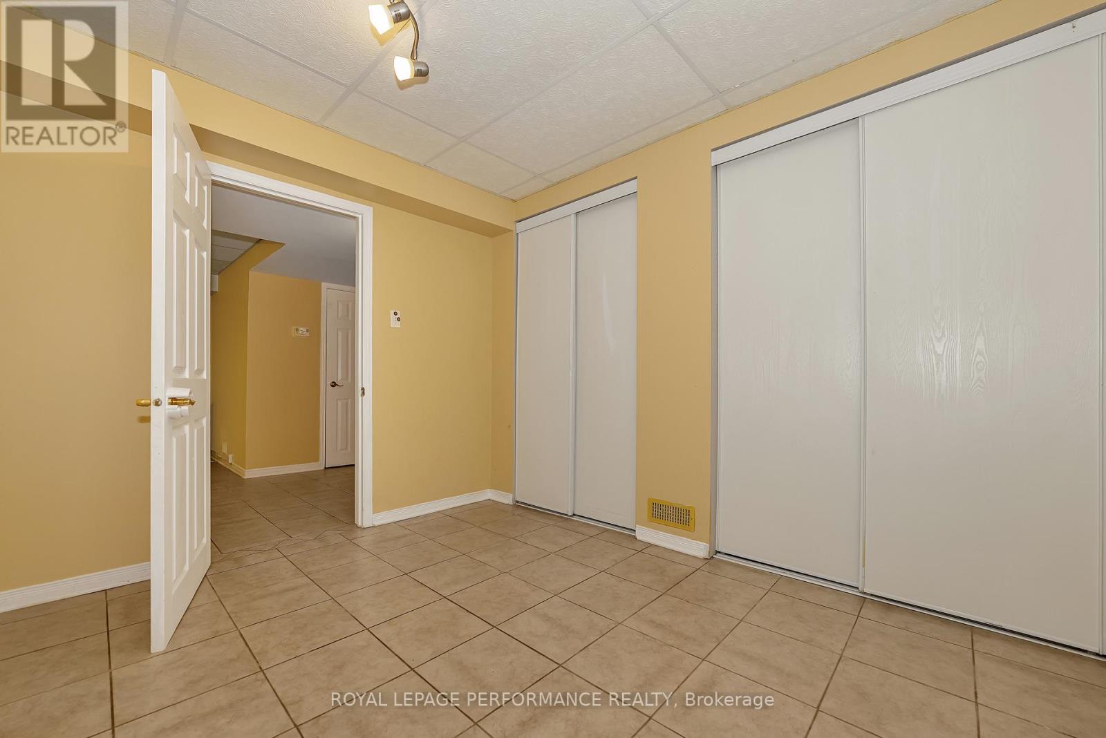 644 VALIN STREET - 11