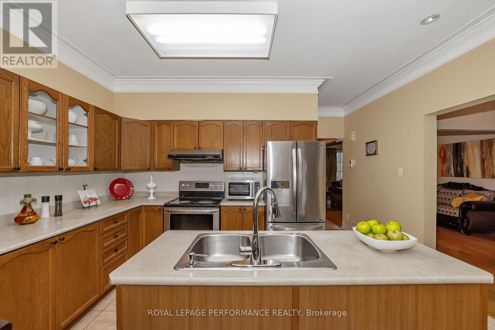 644 VALIN STREET - 20