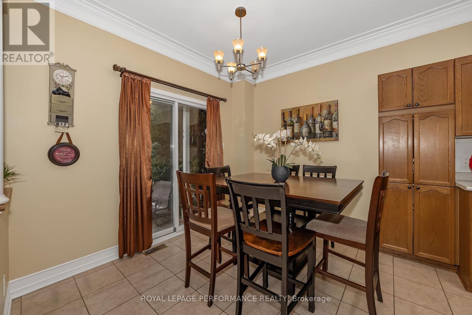 644 VALIN STREET - 22