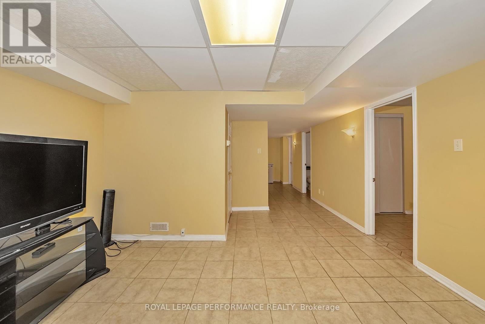 644 VALIN STREET - 9