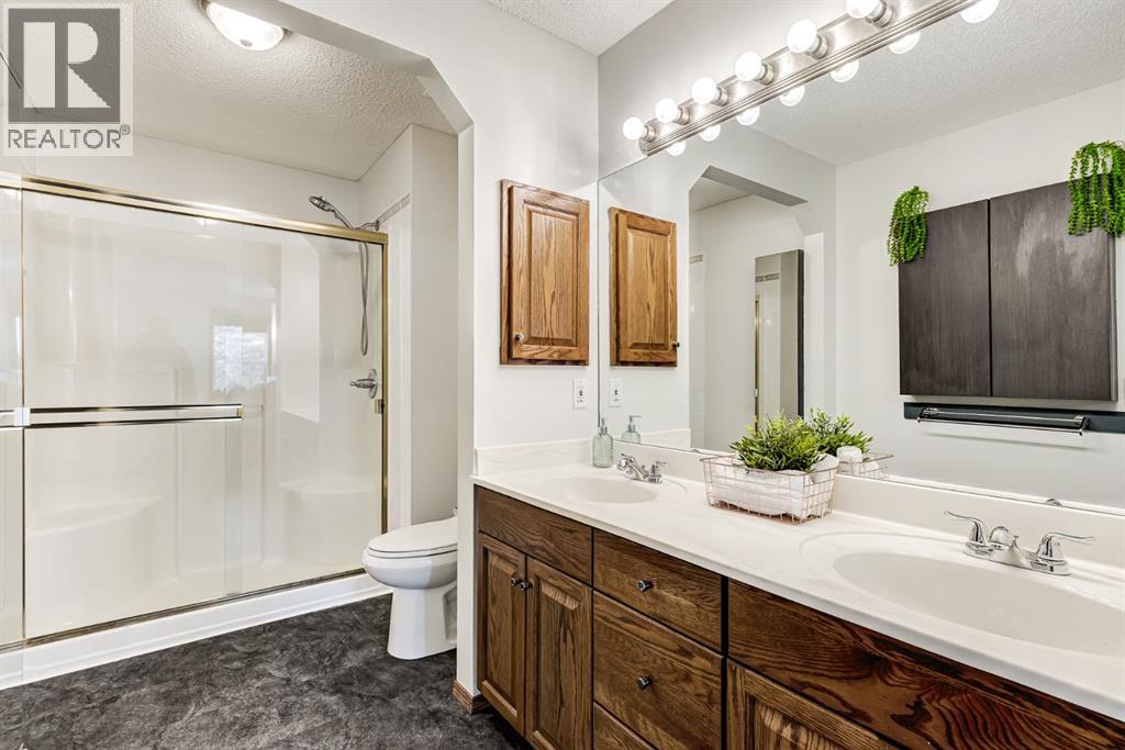 Single Family House for Sale in  Coventry Court NE Coventry Hills Calgary 