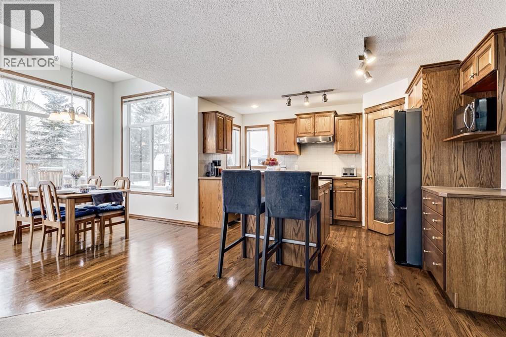 Single Family House for Sale in  Coventry Court NE Coventry Hills Calgary 