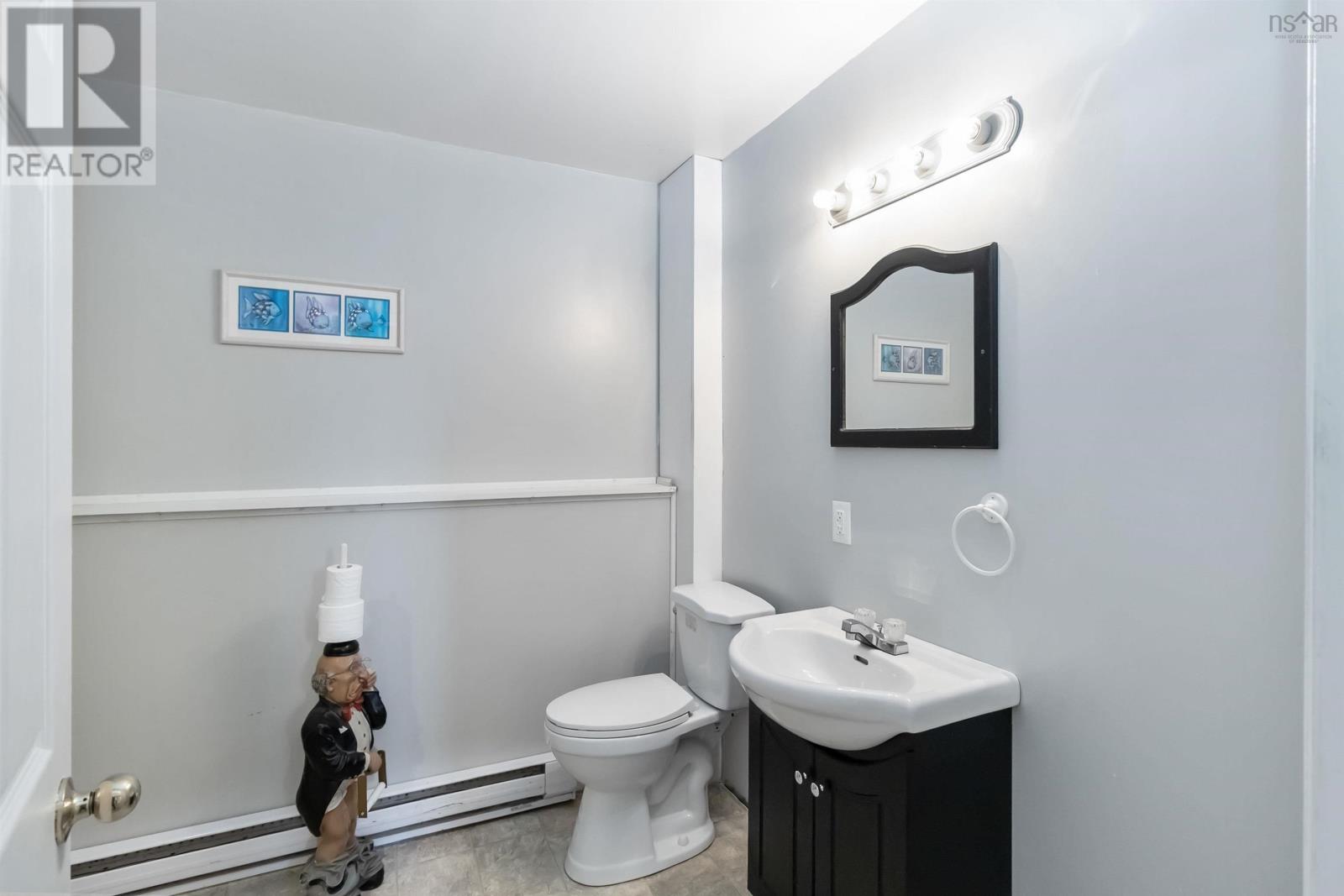 Property 22 of 30 of 45 Grove Avenue