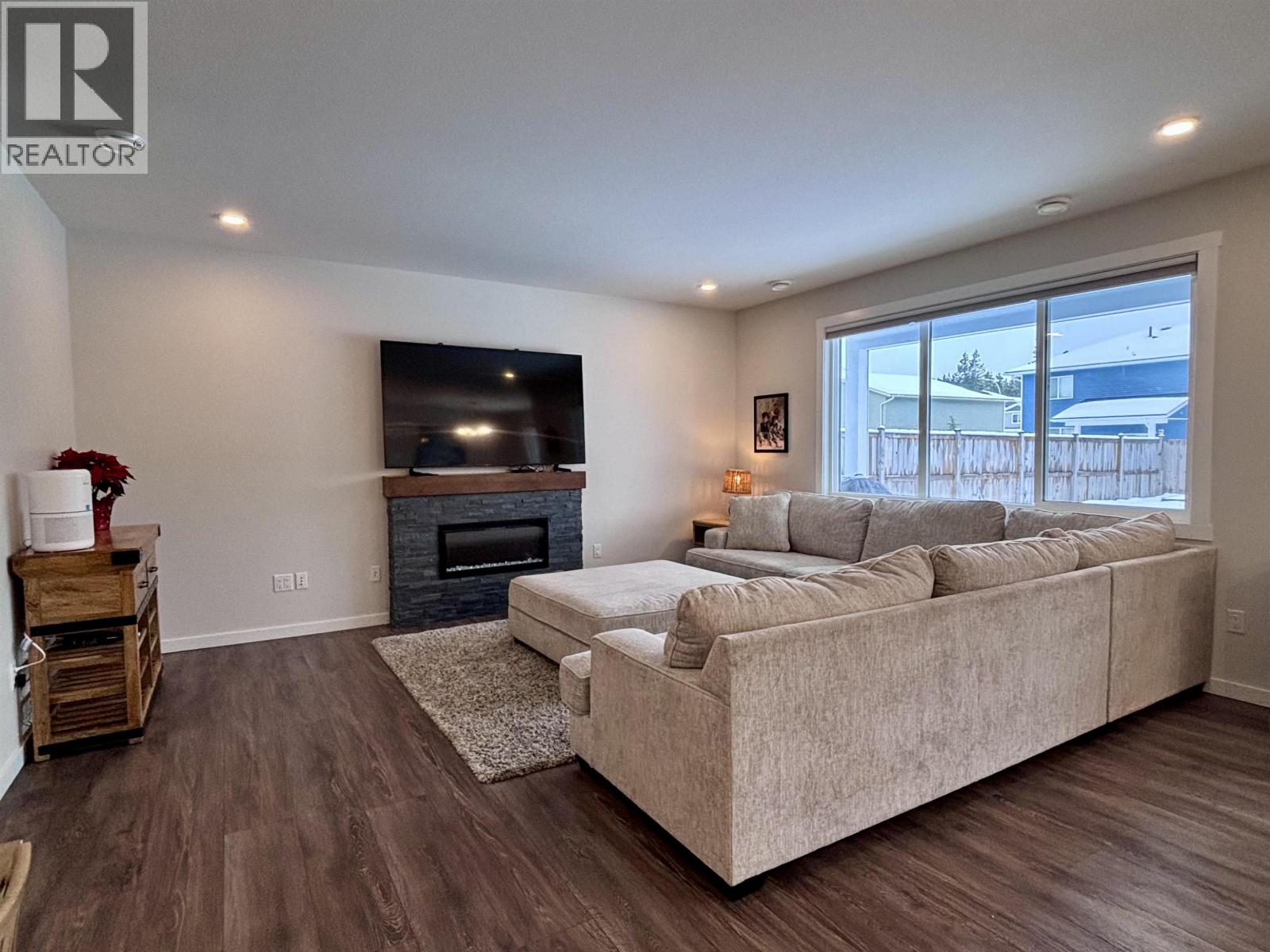 3903 WIRTL Street, Terrace