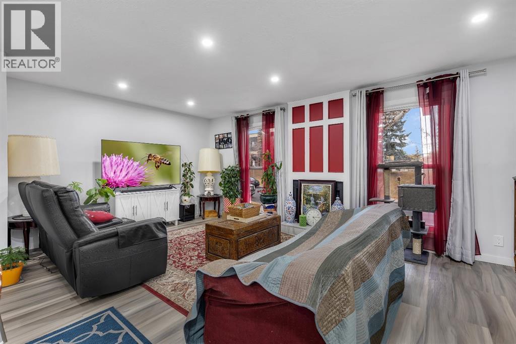 Single Family House Bi-level for Sale in  Bermuda Road NW Beddington Heights Calgary 