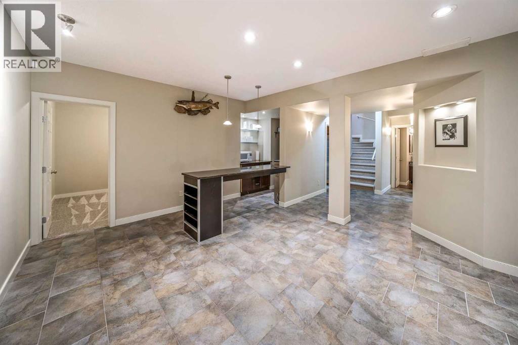 Single Family House for Sale in  Sherwood Point NW Sherwood Calgary 