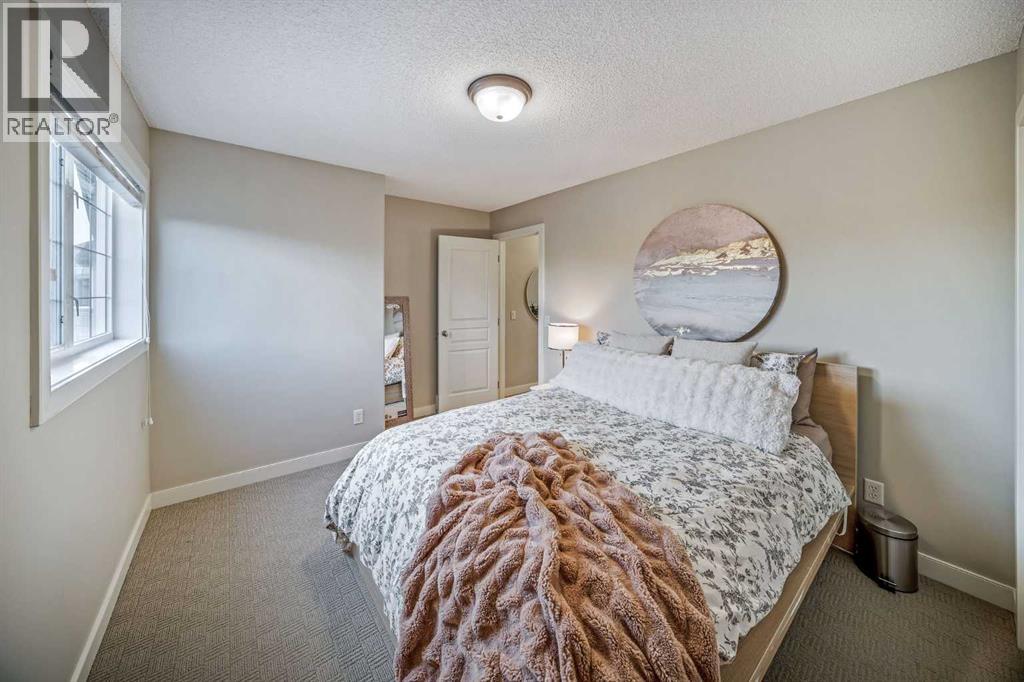 Single Family House for Sale in  Sherwood Point NW Sherwood Calgary 