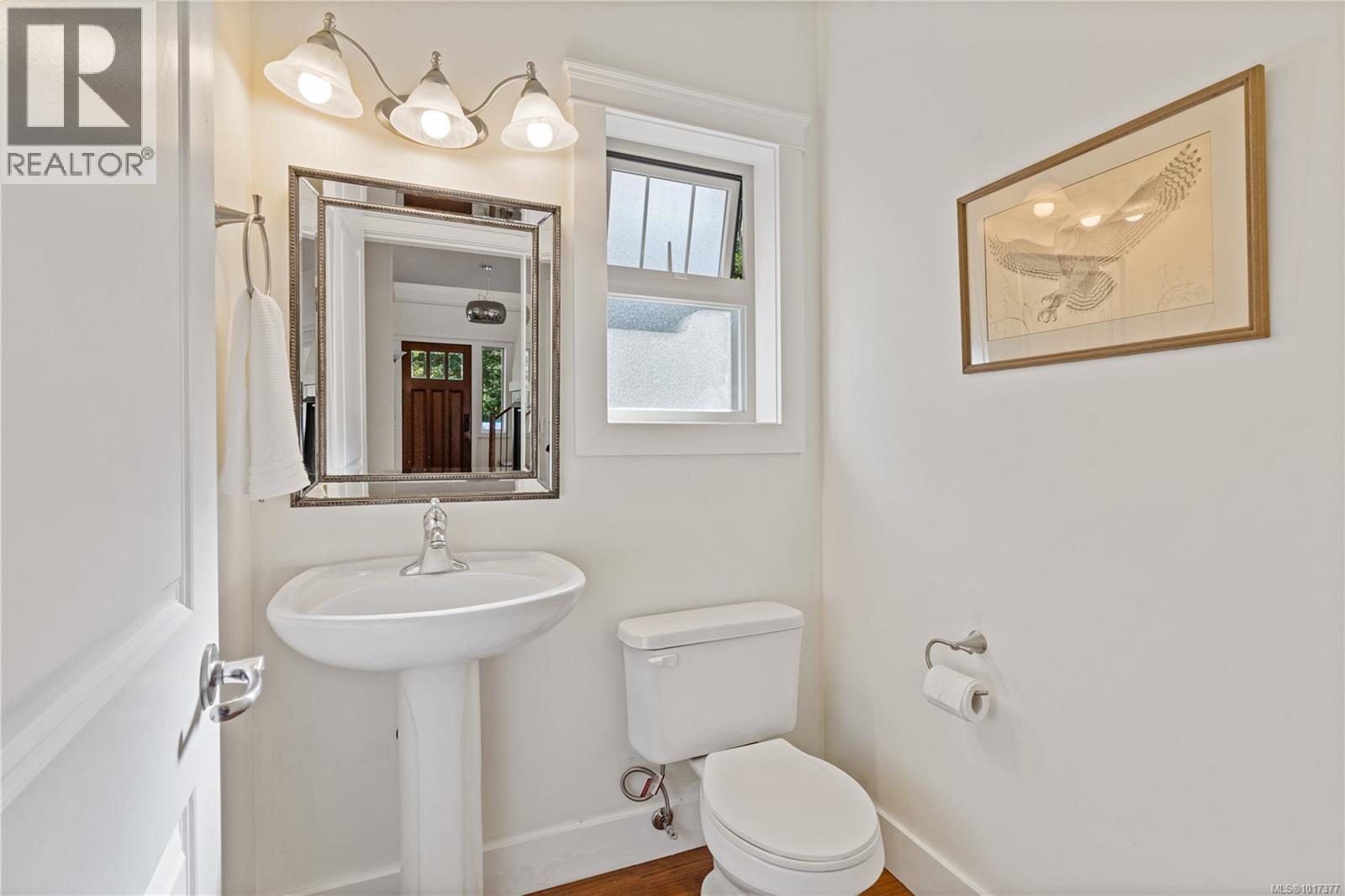  2151 Harrow Gate, Langford