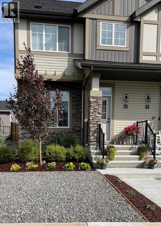 11 Clydesdale Crescent, Cochrane