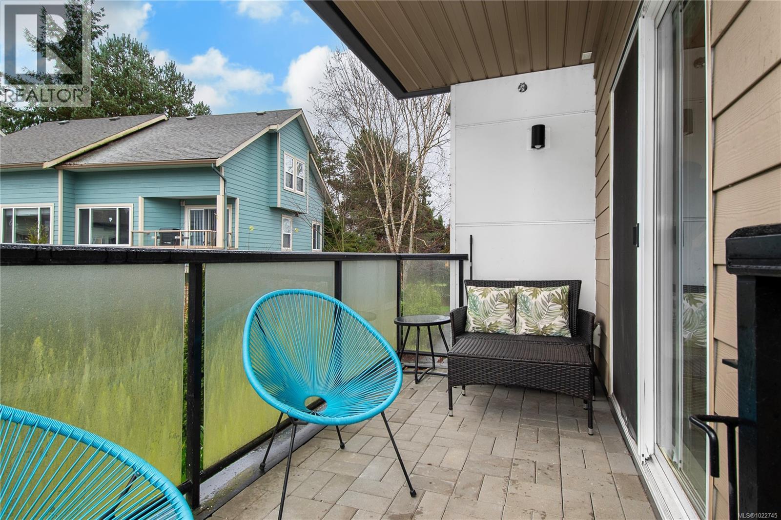 102 3070 Kilpatrick Ave, Courtenay